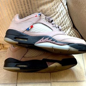 Air Jordan retro  size 9.5